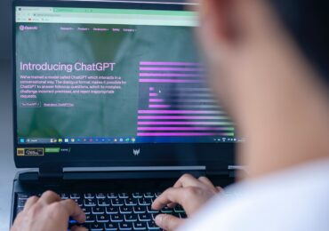 Textele generate de ChatGPT vor include marcaje invizibile