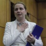 Deca anunță că vor exista 3 scenarii privind salarizarea în Educație. S-a discutat despre o echivalență cu grila de la Sănătate