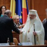 Cui folosește amestecul BOR în politică