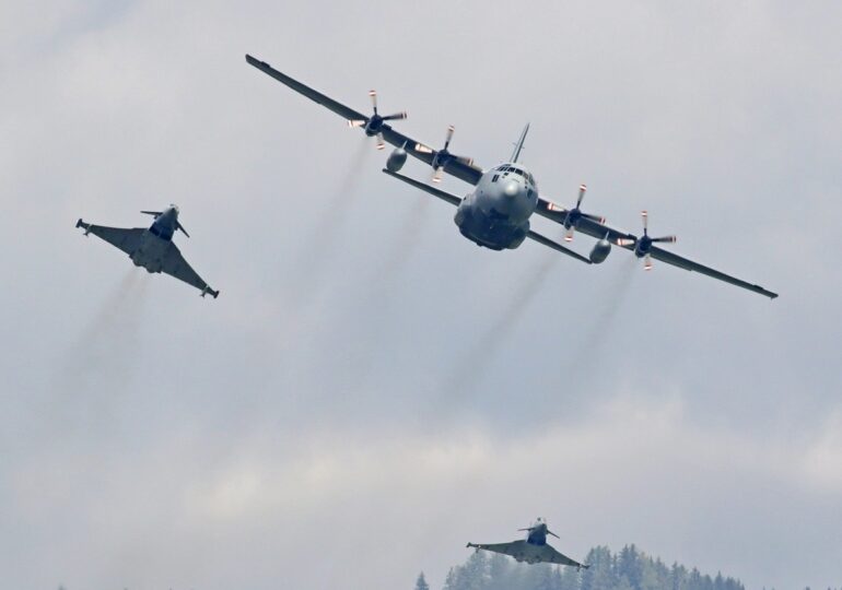 NATO face un exercițiu aerian de amploare în Europa: Sute de zboruri vor fi afectate