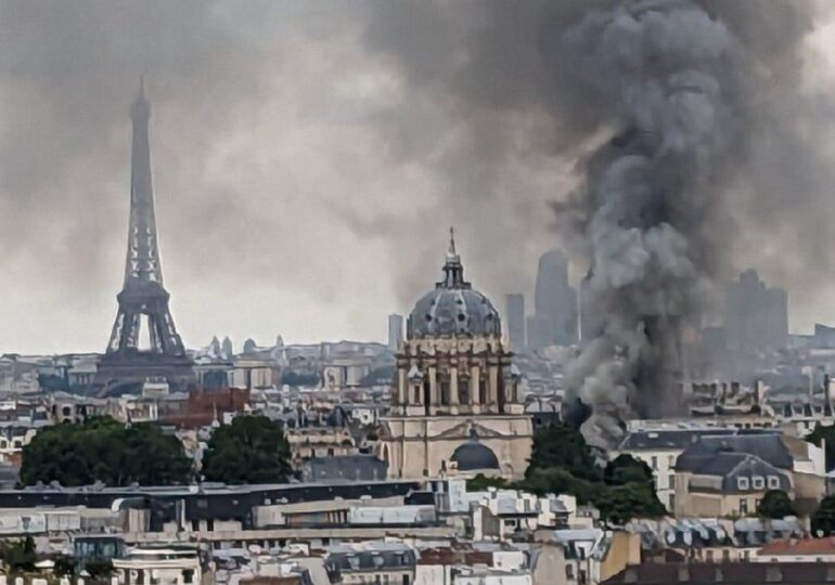 Explozie puternică într-o clădire din Paris, soldată cu 29 răniți (Video)