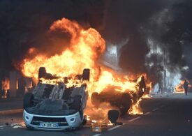 A treia noapte de proteste violente în Franța. Clădiri, mașini și autobuze incendiate, magazine jefuite. Sute de persoane au fost arestate (Video)
