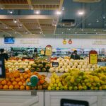 Lista de alimente din ordonanța menită să scadă prețurile la raft. Amenzi dure pentru retaileri și procesatori