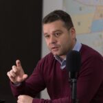 Merită să fii primar? Ciucu câștigă de 2 ori mai puțini bani, de când conduce Sectorul 6. Bonus: în ce a investit Daniel Băluță de la Sectorul 4