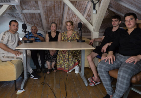 Cum și-a refăcut viața în București o familie de refugiați ucraineni: Am primit mult ajutor aici <span style="color:#990000;">Interviu video</span>