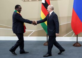 Putin i-a făcut cadou un elicopter prezidențial omologului din Zimbabwe (Foto & Video)