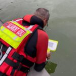 Un medic care s-a înecat în Lacul Gozna, găsit cu ajutorul unui aparat unic în România, bazat pe inteligența artificială