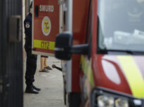 Incendiu soldat cu victime într-un bloc din București