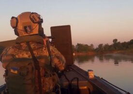 Filmare spectaculoasă cu luptători din forțele speciale ale Ucrainei atacând o insulă ocupată de ruși (Video)