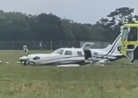 Aterizare forțată a unui avion al cărui pilot avea o urgență medicală. Aparatul de zbor, controlat de o pasageră (Video)