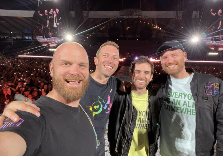 Coldplay adaugă încă un concert la București, după ce românii s-au bătut pe bilete