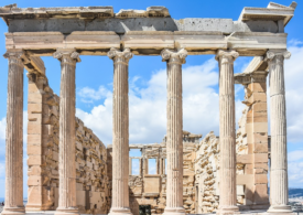 Grecia ia măsuri: Numărul turiștilor primiți la Acropole va fi limitat din septembrie