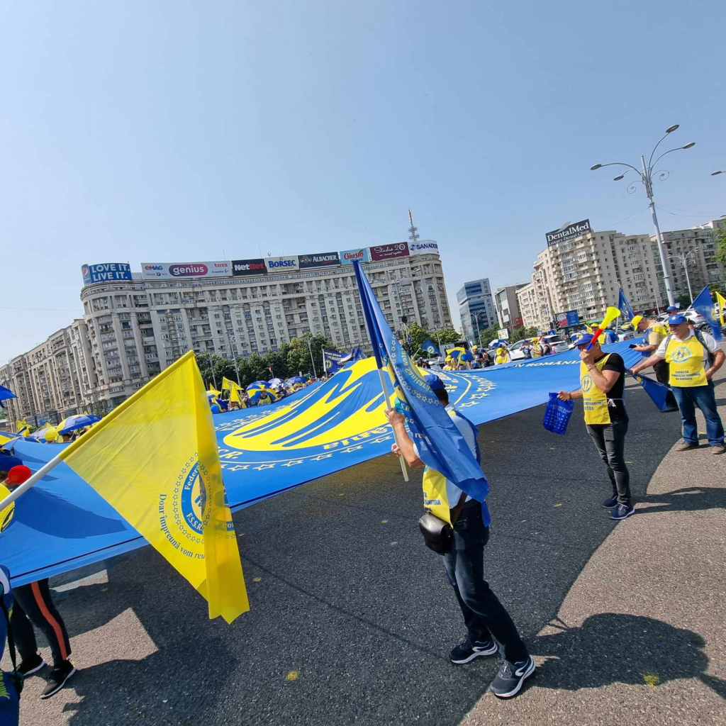 banner protest Sănătate Piața Victoriei