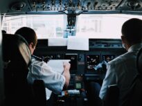 Planurile pentru avioane comerciale cu un singur pilot, suspendate după un raport critic al EASA