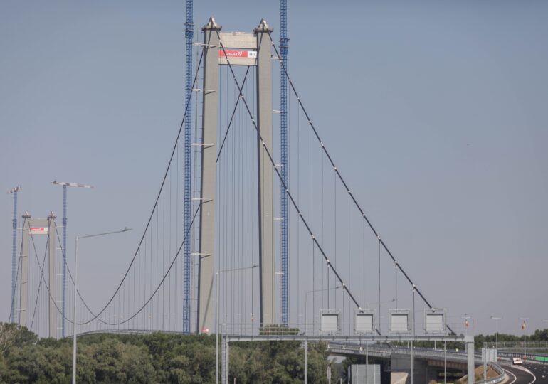 Verdict de la CNAIR: Podul de la Brăila are denivelări și fisuri din cauza unor erori de execuție