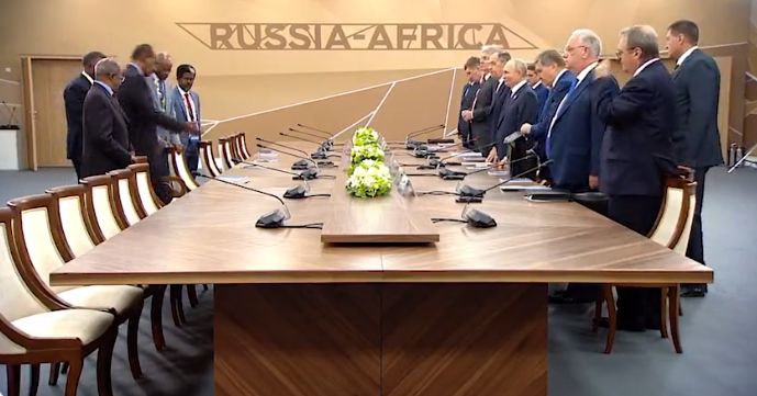 Summitul Rusia-Africa: Putin anunță o lume ''multipolară'', șeful Uniunii Africane vrea cereale și încetarea focului în Ucraina