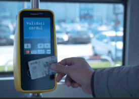 BCR introduce în premieră, la Pitești, abonamentul de transport public asociat cardului bancar