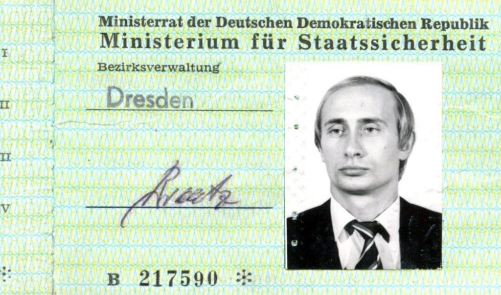 La carte de Vladimir Poutine Ètablie par la Stasi