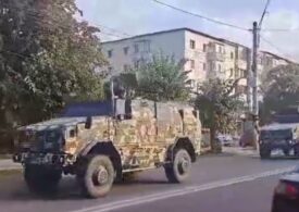 Un convoi NATO a făcut accident în Bacău: Două vehicule militare s-au lovit, unul a ajuns în șanț