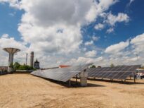 Noi bani de la stat pentru fotovoltaice și stații de încărcare a mașinilor electrice – Guvernul a aprobat ajutoare pentru HoReCa și IMM-uri