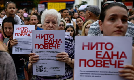 Mii de oameni au protestat în Bulgaria față de violențele la care sunt supuse femeile. Cazul care a șocat și i-a scos în stradă pe bulgari (Foto)