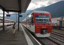 O alunecare masivă de bolovani a blocat autostrada și circulația trenurilor între Franța și Italia (Foto&Video)