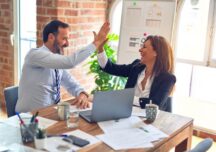 Unde-s doi… cresc șansele să iei creditul. Ce trebuie să știi despre codebitor