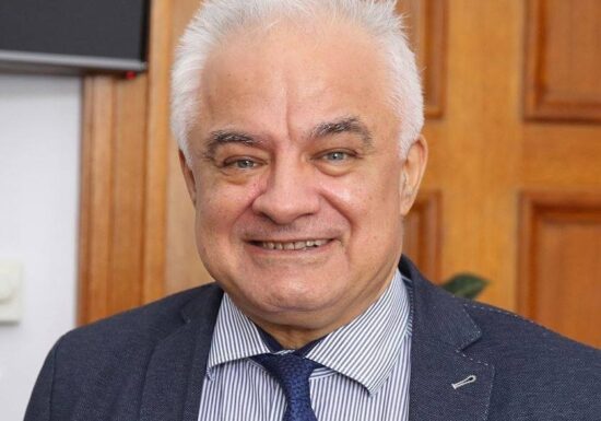 Consilier BNR: E nevoie de o reducere substanțială a numărului de localități și de primari. Tăierea de 10% nu-i de ajuns