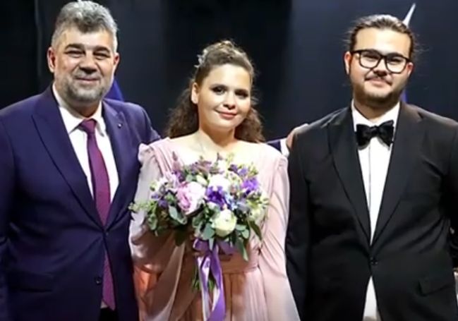 Eveniment în familia Ciolacu: Fiul lui s-a căsătorit. Ceremonia, în vila unui fost prim ministru al României