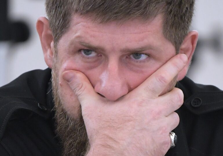 Kadîrov a postat un clip cu fiul său care bate un deținut: "Bine a făcut"