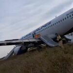 Un avion cu peste 160 de oameni la bord a fost la un pas de prăbușire în Rusia (Video)