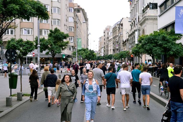 Calea Victoriei redevine pietonală sâmbătă, 23 septembrie, la „Străzi Deschise - București, Promenadă urbană” cu evenimente de dans, teatru și ateliere