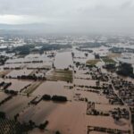 (Foto&Video) Câmpia Tesalia s-a transformat într-un lac imens. Pompierii se avântă în operațiuni riscante pentru a salva oamenii blocați. Alertă de la MAE cu zonele calamitate din Grecia