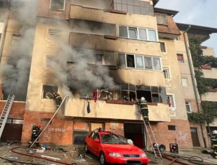 Explozie puternică într-un apartament din Sibiu. Doi oameni au murit (Video)