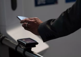 Prima țară din lume care introduce pașaportul digital: Pasagerii scapă de cozile din aeroport