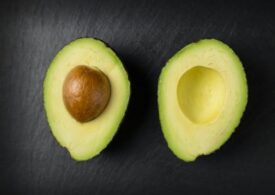Avocado: ce conține, cum se prepară simplu și ce beneficii are pentru sănătate