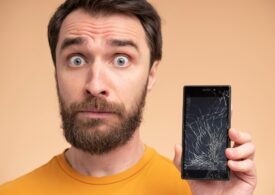 Cum să-ți protejezi telefonul de daune și uzură? Iată care sunt accesoriile esențiale