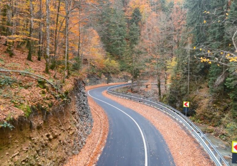 A fost inaugurat Drumul Apusenilor, un traseu spectaculos realizat cu bani de la UE (Foto)