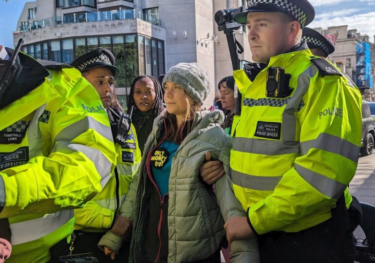 Greta Thunberg, arestată la Londra (Video)