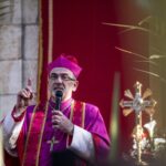 Patriarhul catolic al Ierusalimului se oferă prizonier în locul copiilor israelieni luați ostatici de Hamas