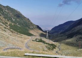 Traficul pe Transalpina și Transfăgărășan nu se mai închide la dată fixă
