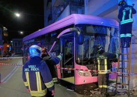 Autobuzele electrice din Veneția au fost trase pe dreapta, după încă un grav accident (Foto & Video)