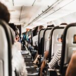 O mare companie aeriană schimbă modul de îmbarcare în avion: Cum vor fi împărțiți călătorii