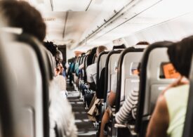 O mare companie aeriană schimbă modul de îmbarcare în avion: Cum vor fi împărțiți călătorii
