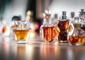 Parfumuri: O călătorie în timp și arome - alegerea perfectă și aplicarea corectă