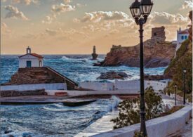 Insule grecești numai bune de vizitat toamna târziu. Unde mai poți înota în mare încă (Galerie foto)