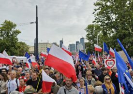 Sute de mii de oameni la un miting al Opoziției în Polonia. Tusk: Se apropie marea schimbare (Video)