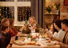 Masa de Crăciun: Preparate festive, idei de aranjamente și sfaturi utile