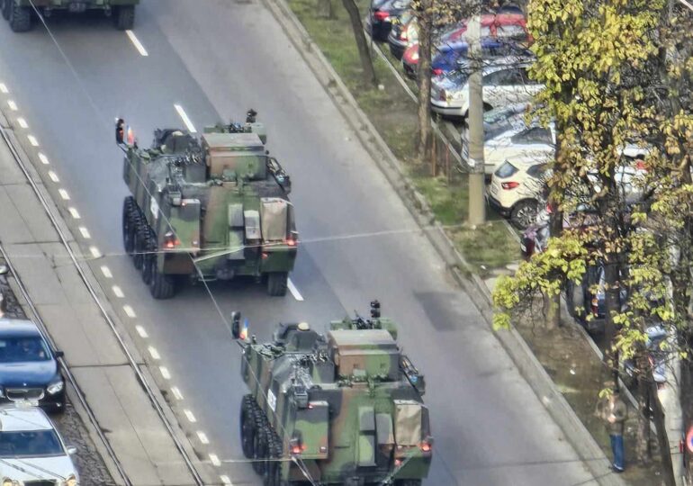 1 Decembrie: Parade militare la București și Alba Iulia