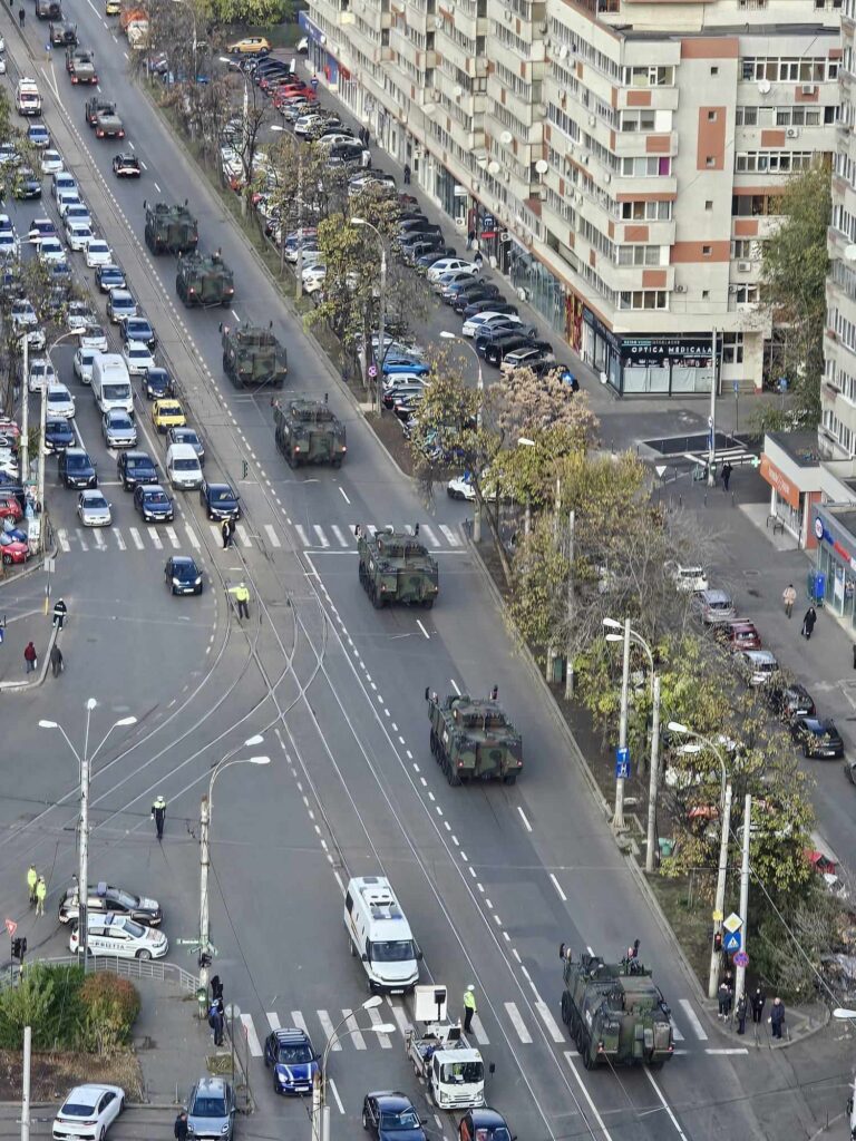 parada militara pe strada